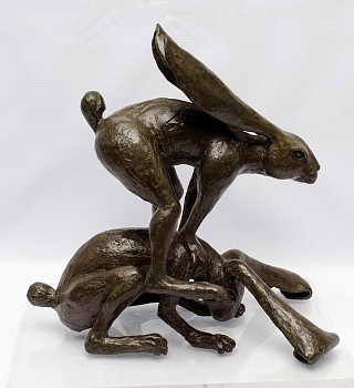 leap 48cm x 23cm x 23cm